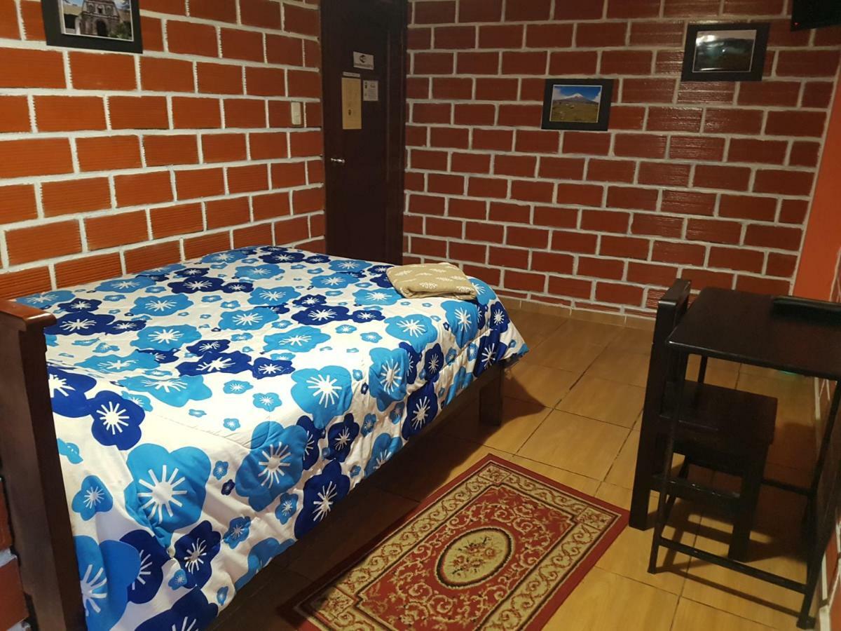 Hostal Sendero De Volcanes 拉塔昆加 外观 照片